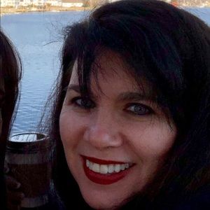 Meet your Posher, Diana